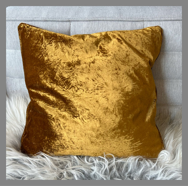 Cushion - Velvet / Gold