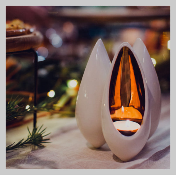 Object VB Seed Pod Tealight Holder with Copper Lustre - White